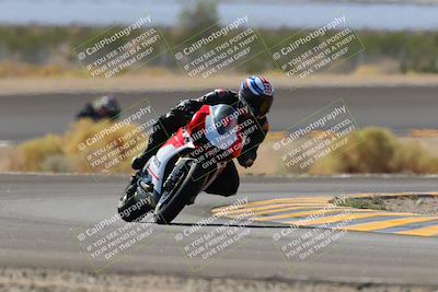 media/Oct-08-2022-SoCal Trackdays (Sat) [[1fc3beec89]]/Turn 14 (1050am)/